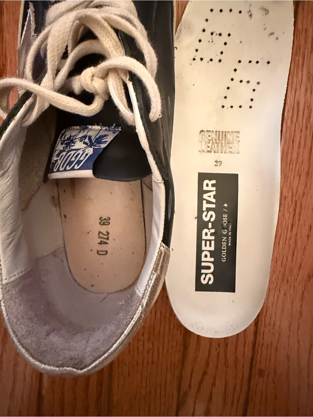 Golden Goose Black Leather Super-Star Sneakers with White Star - Picture 5 of 7